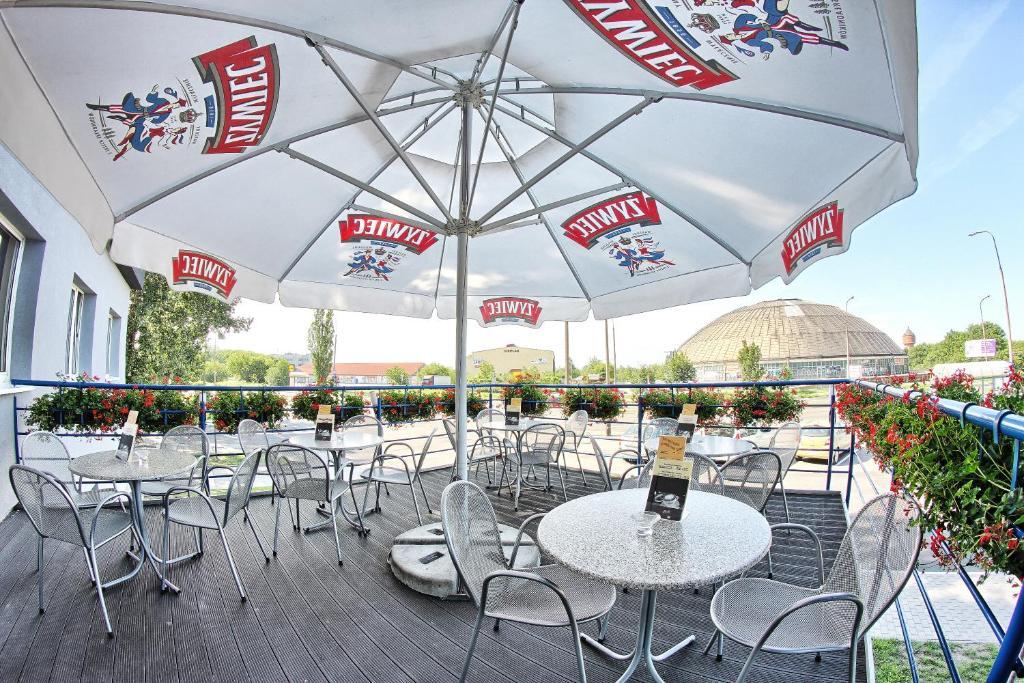 Hotel Festival Opole Esterno foto